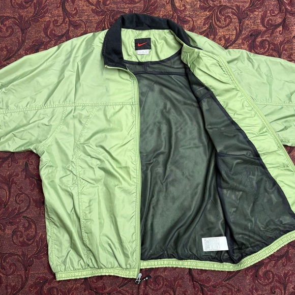 90s Nike Windbreaker - Picture 3 of 4
